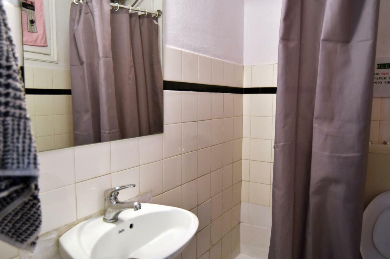 Artist'S Lovely Nest Under The Shadow Of The Parthenon Apartment Athens Ngoại thất bức ảnh